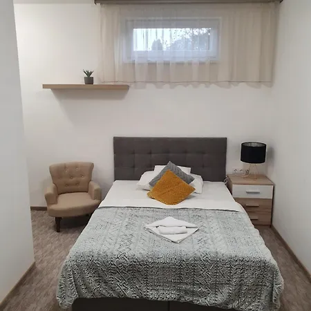 Apartment Star 4